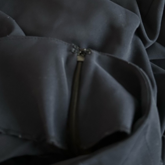 Essentials by ABS Cropped Wide Leg Pants - Picture 5 of 6